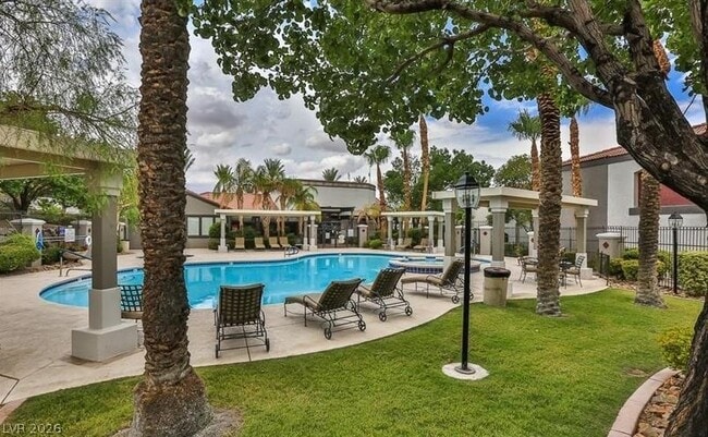 Photo - 950 Seven Hills Dr Unit 1422