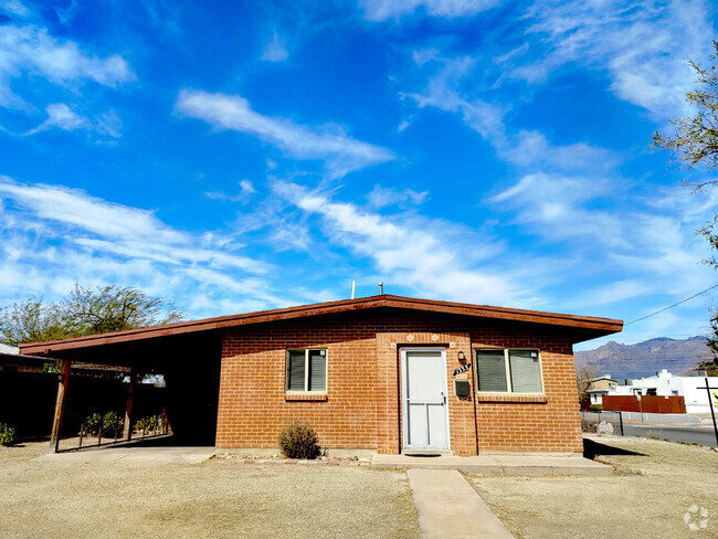 Building Photo - 1333 E Lee St Rental