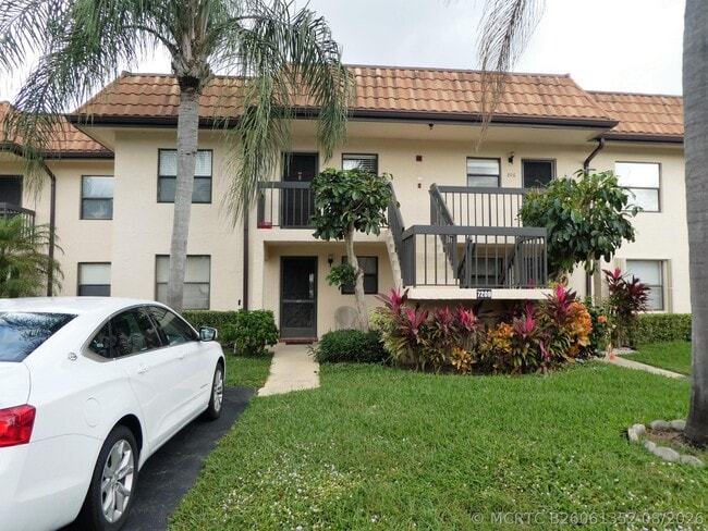 Building Photo - 7209 Golf Colony Ct Unit 105