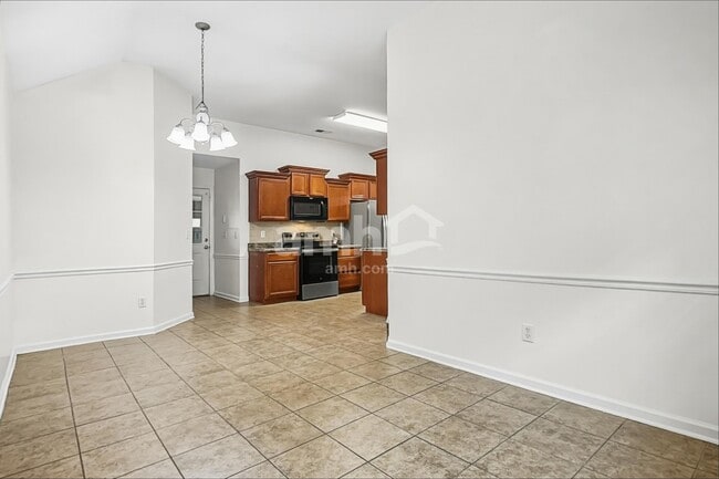 1679 Farkleberry Dr