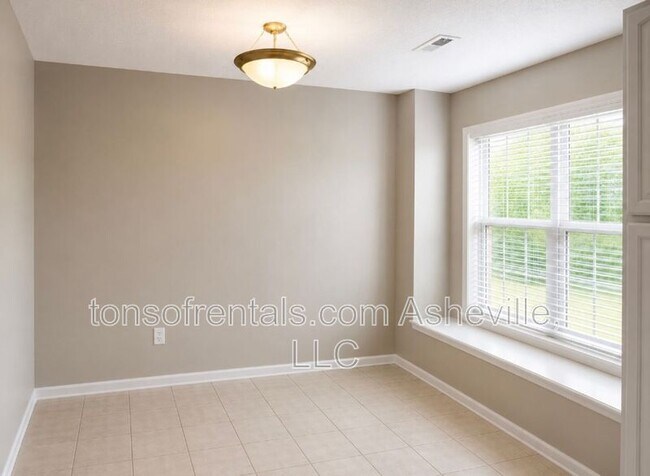 Photo - 105 Sandpiper Ct