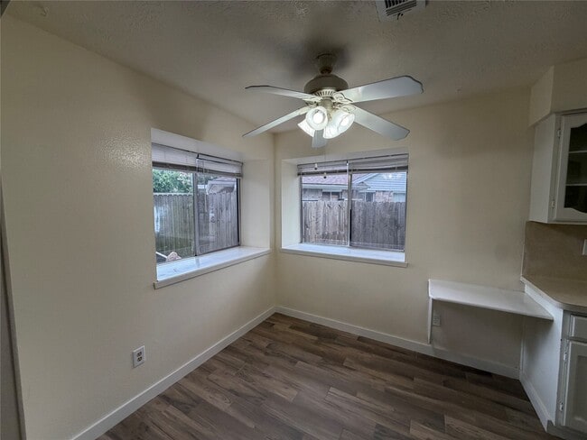 Photo - 16414 Paint Rock Rd