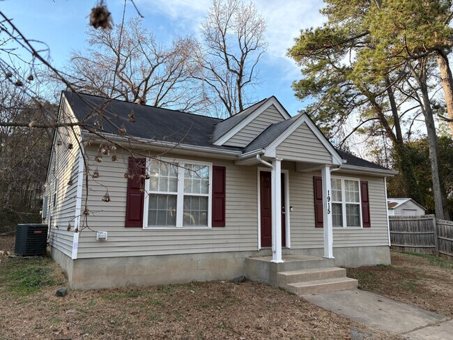 Photo - 1915 Birmingham Ave