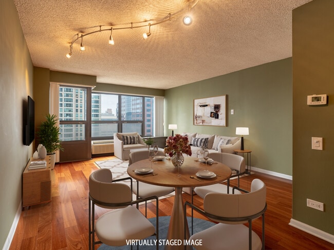 Building Photo - 30 E Huron St Unit 3710 Rental