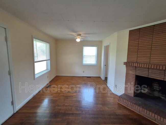 Photo - 1411 Pennington Rd