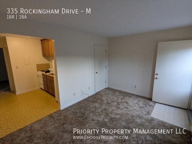Photo - 335 Rockingham Dr Unit M