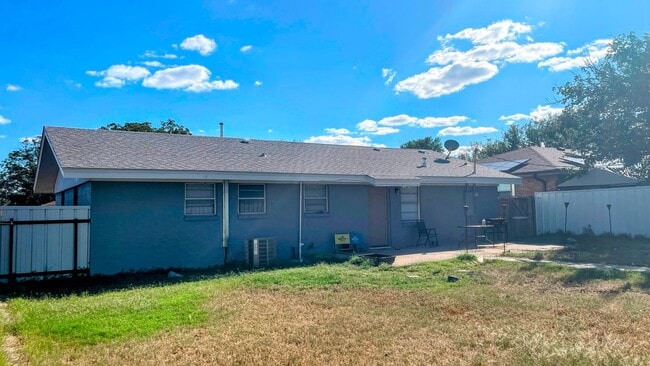 Photo - 3237 Drexel Ave