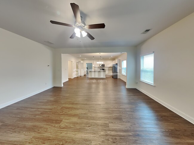 Photo - 416 Ward Farm Dr