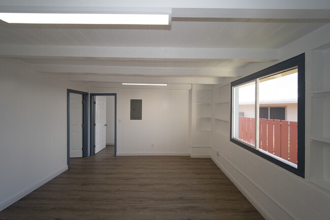 Photo - 1957 Hoohai St