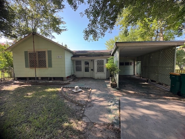 Building Photo - 1913 Oleander Rental