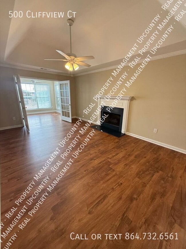 Photo - 500 Cliffview Ct