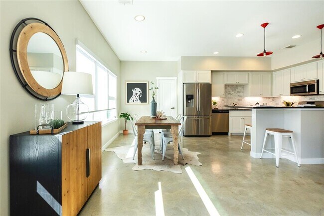 7601 Bethune Ave Unit B