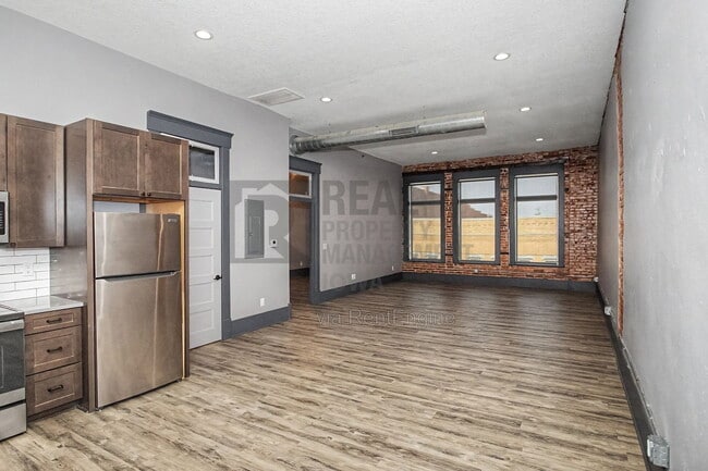 Photo - 1214 2nd St Unit 8