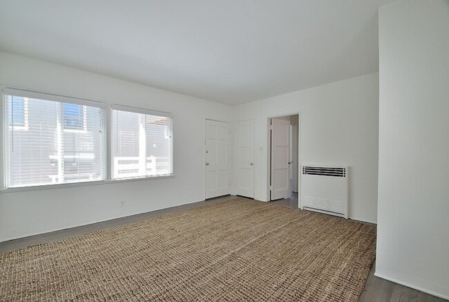 Photo - 321 Unit 323