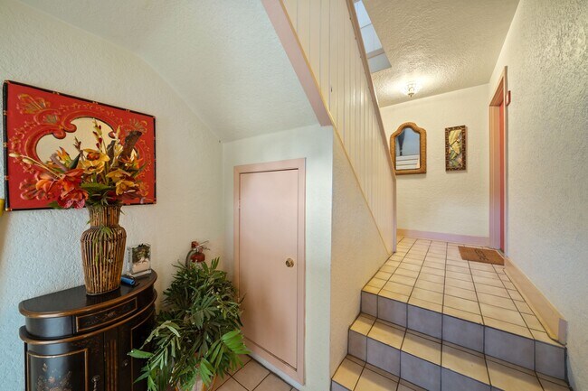 Photo - 3419 W San Juan St Unit 4