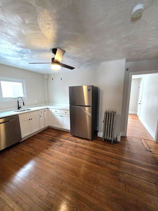 Photo - 89 Armistice Blvd Unit 1R