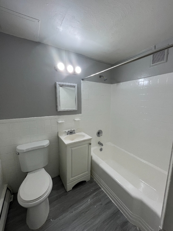 Photo - 137 Evergreen Ave Unidad 30-06