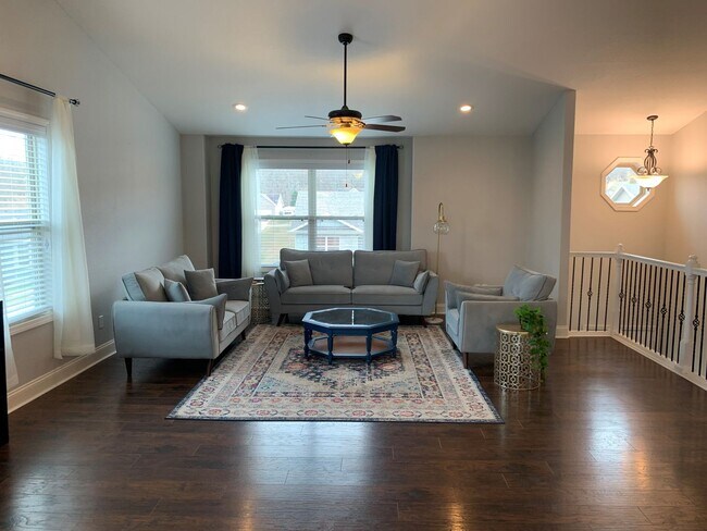 Photo - 120 Mary Catherine St