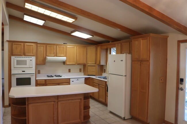 Photo - 405 Hamilton St Apartment Unit B