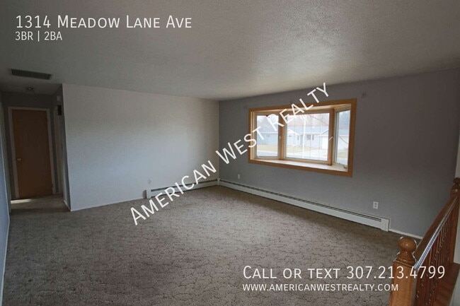 Photo - 1314 Meadow Ln Ave