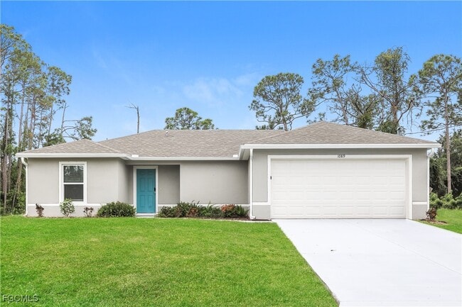 Building Photo - 1089 Knotty Pine Ave