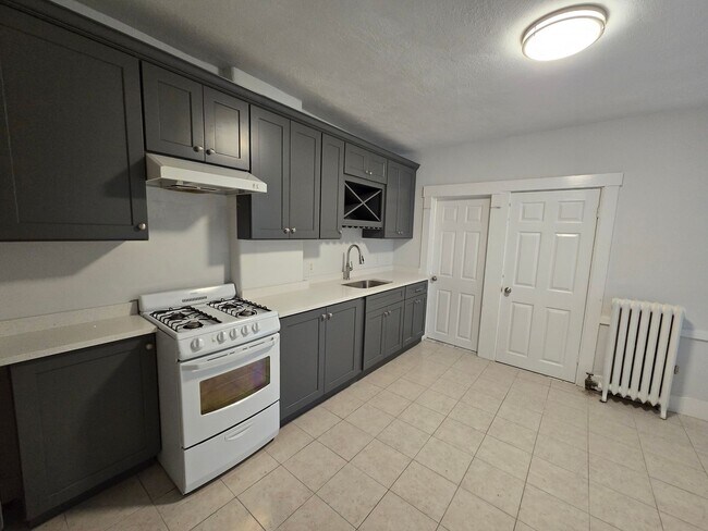 Photo - 1 Bed - Newly Renovated - Park - Dedham Square Unidad 364-301