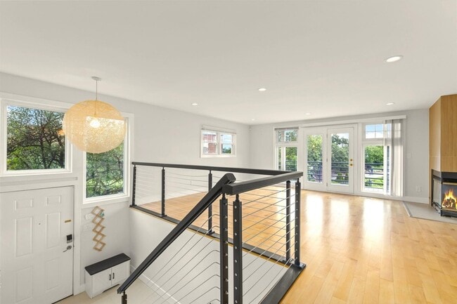 6 Grand Cove Way