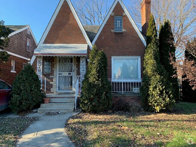 Building Photo - 11361 Strathmoor St Rental