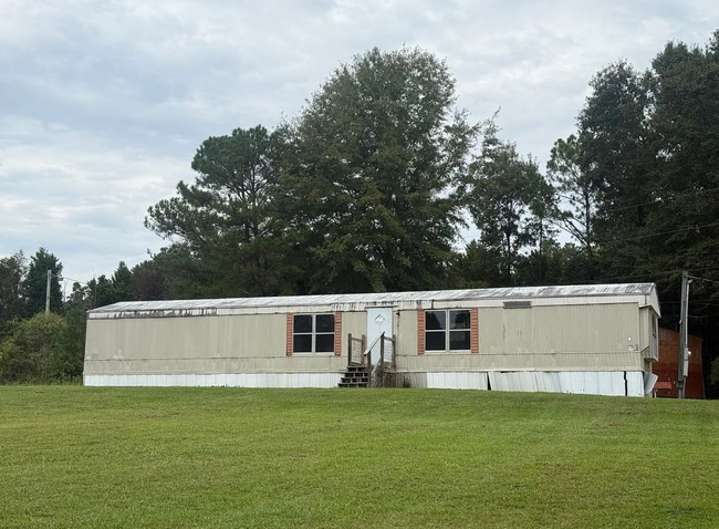 Photo - 2 bed, 2 bath mobile home for rent in Beauregard