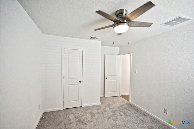 Photo - 1542 Tiptop Mdw