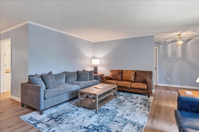 Building Photo - 150 Surry Cir N Unit ID1302644P Rental