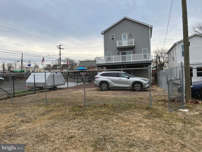 Photo - 802 Sixth Ave