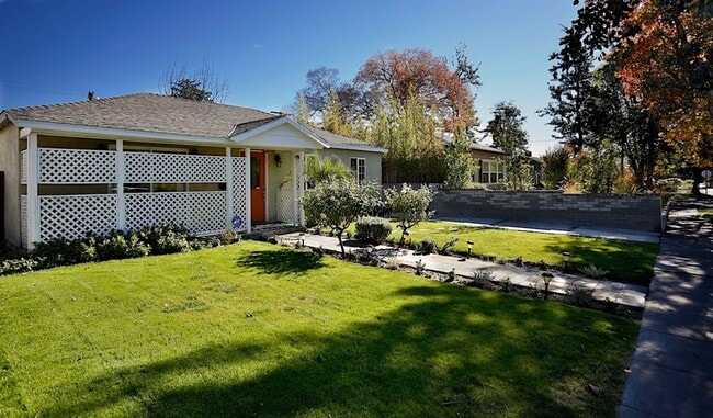 Photo - Beautiful North Hollywood 3 Bedroom, 2 Bath Single Family Home  *** Non-Smoking***