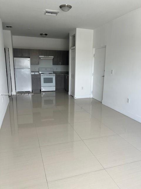 Photo - 885 E 1st Ave Unidad 307