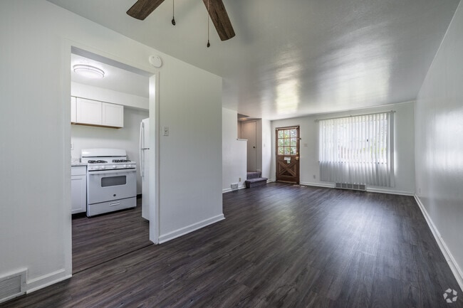 2BR, 1BA - 1,194SF - Dining Room