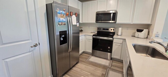 8375 Gower Trl
