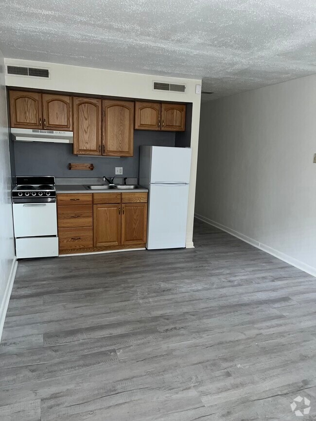 Building Photo - 2840 Colonial Ave SW Unit C6 Rental