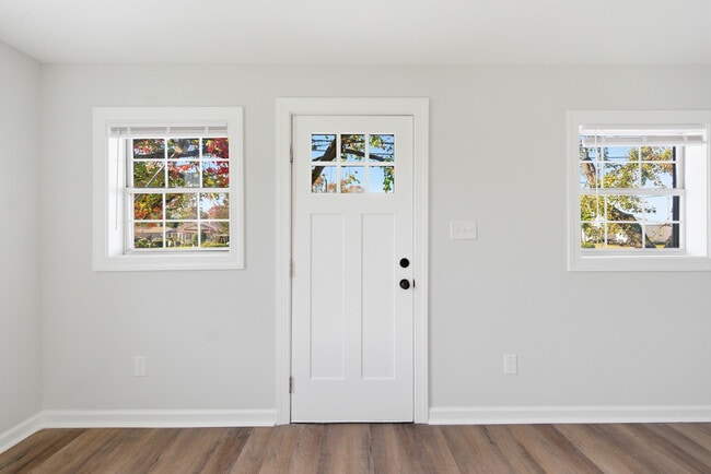 Photo - 4308 Roanoke Ave