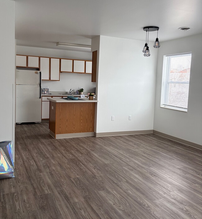 Songbird Apartments