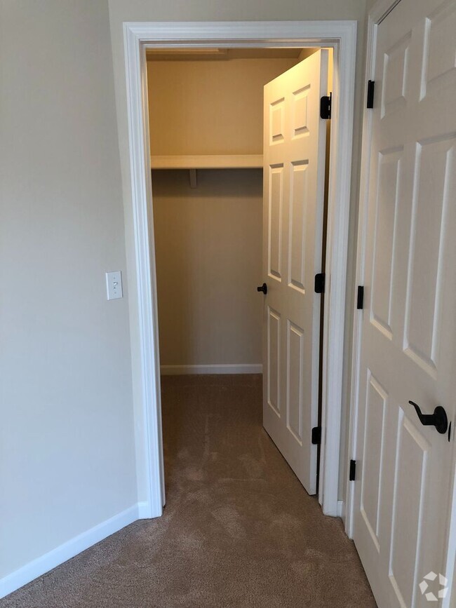 Building Photo - The Madison Unit 8260 Rental