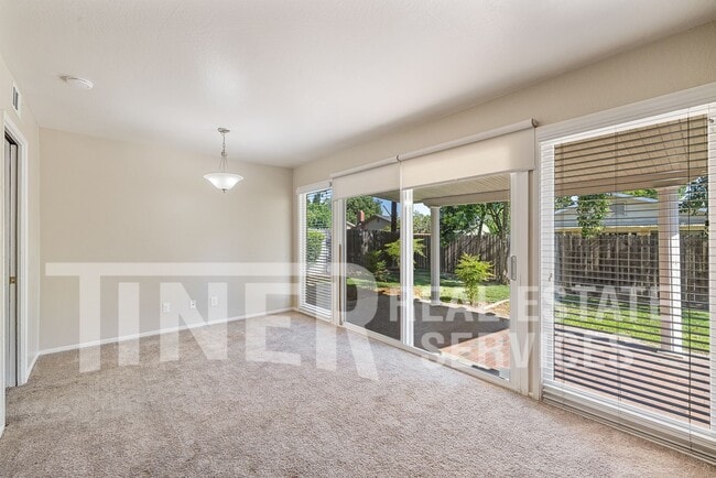 Photo - 5100 Atlanta Way