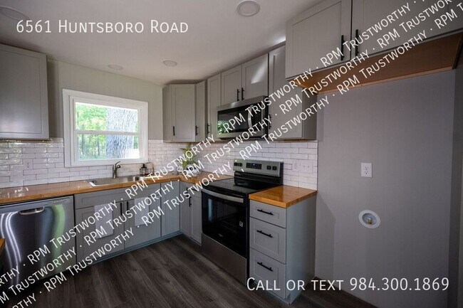 Photo - 6561 Huntsboro Rd