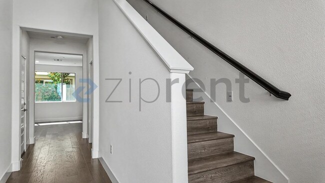 Photo - Unit