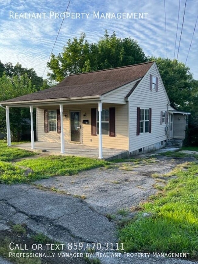 400 Broadway- - 400 Broadway- House