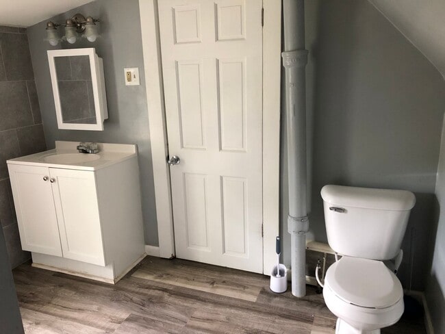 Photo - 930 42nd St Unidad 2