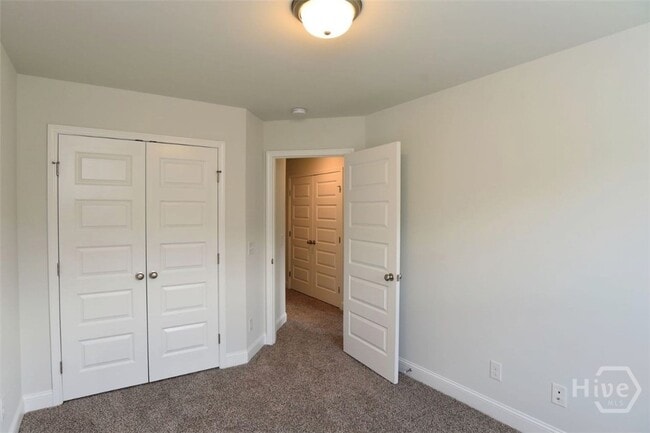 Building Photo - 74 Horizon Ln