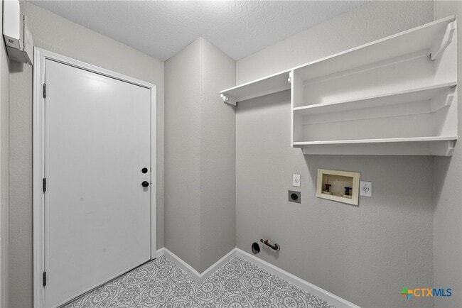 Photo - 104 Harvest Ln