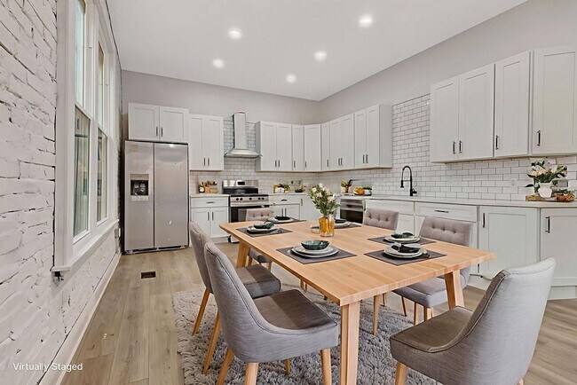 Photo - Spacious Newly Renovated 5-Bedroom Home wi...