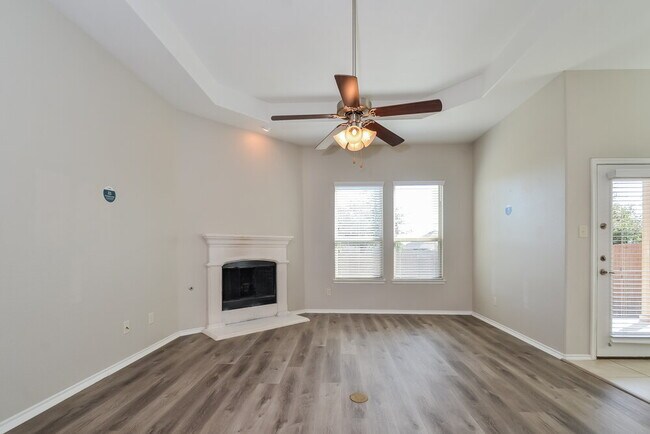 Photo - 1805 Lake Pine Dr