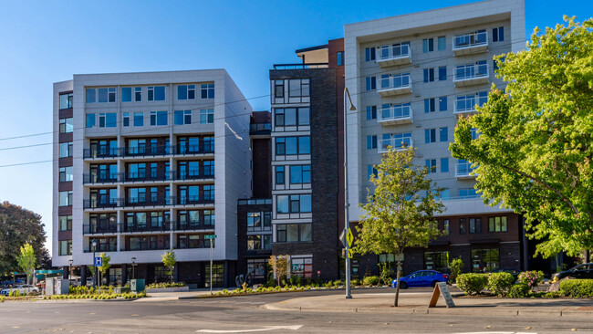 Exterior - Zephyr on the Park Apartments